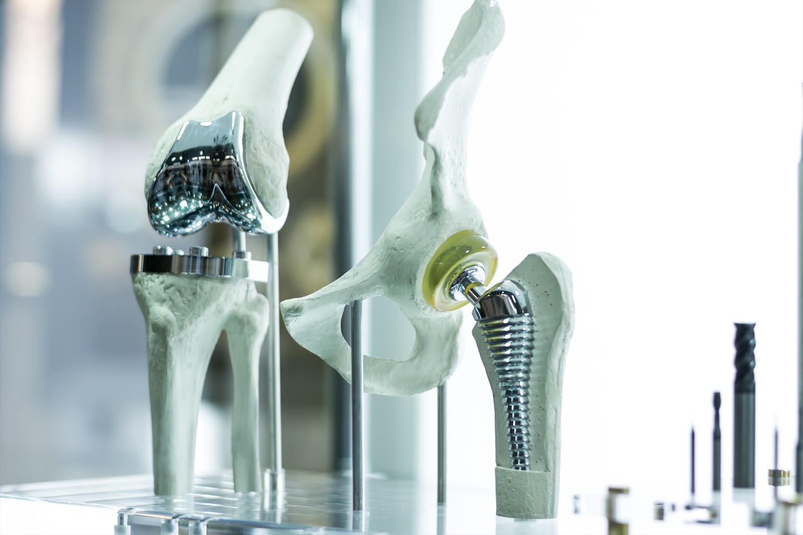 Knee Replacement Injury Lawyer
